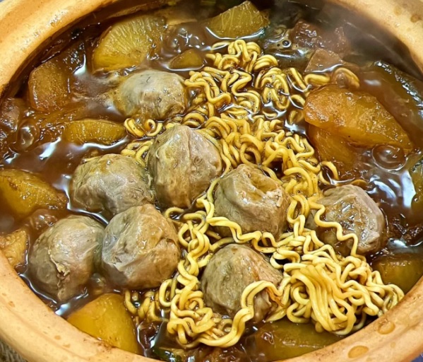 珠海餐廳美食: 嘆記炭爐牛雜煲