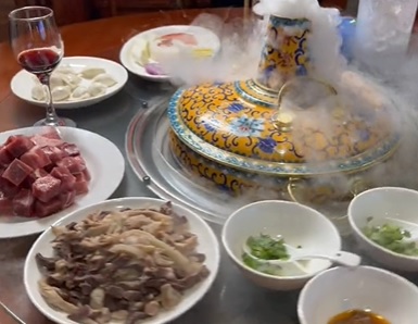深圳火鍋店: 内蒙古阿拉善冰煮羊